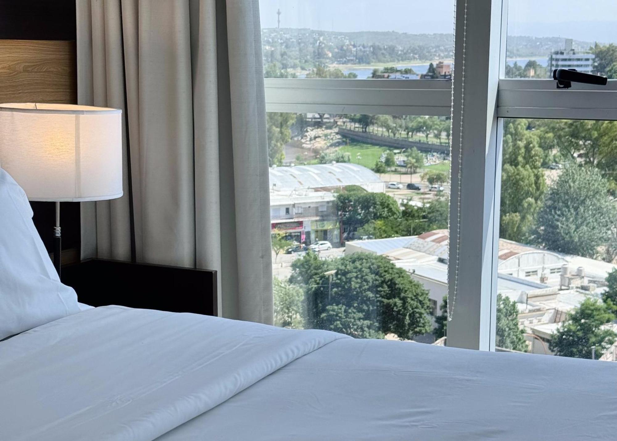 Amerian Carlos Paz & Suites Villa Carlos Paz Dış mekan fotoğraf